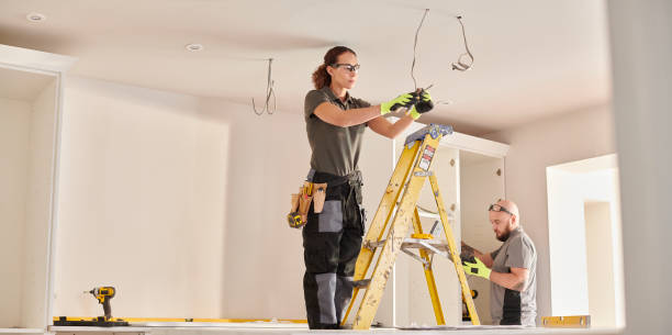 Best Emergency Electrical Repair  in Suncoast Estates, FL